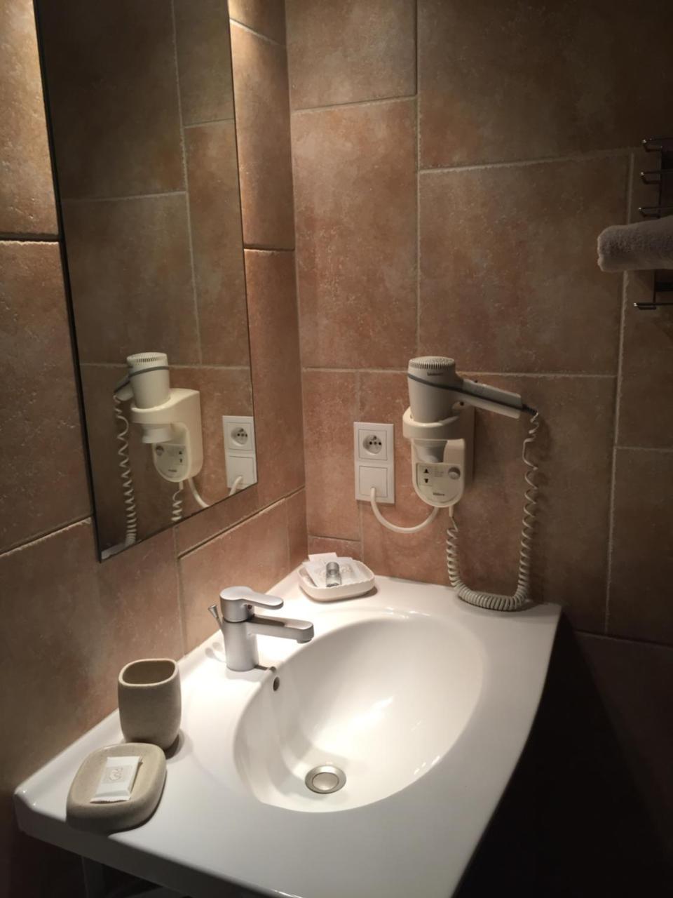 Hotel Prelude Knesselare Bagian luar foto